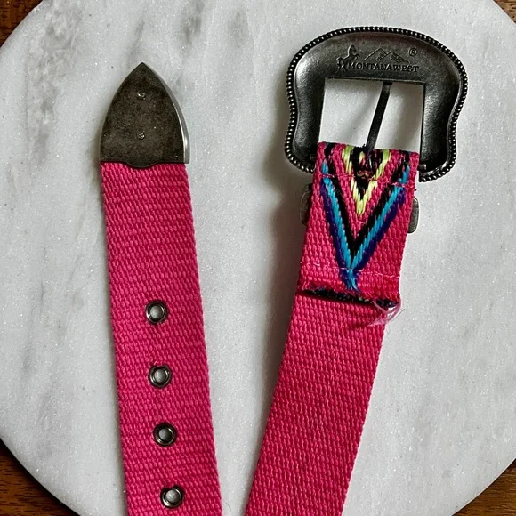 Montana West ~ Medium ~ Pink W/Multi-Colors Aztec ~ Rhinestones/Turquoise Belt - Picture 16 of 16